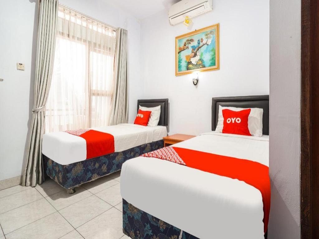 Oyo 91561 Gandhi Hotel Bandung Eksteriør billede